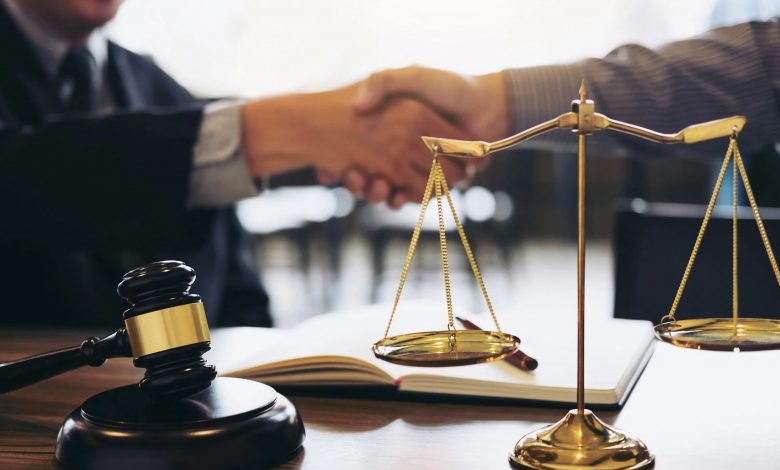 بررسی فرآیند اخذ مالیات از وکلا