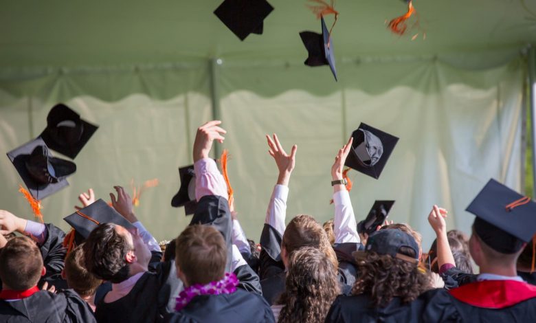 آسیب شناسی سازوکار اشتغالزایی برای فارغ التحصیلان دانشگاهی کشور