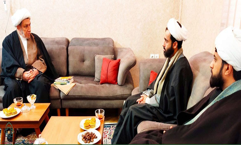 دیدار دبیر هیئت ورز اقتصاد و نماینده عتبه عباسیه