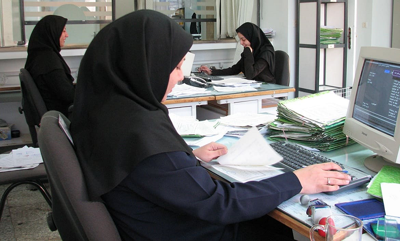 بررسی نقش زنان در نیل به اهداف اقتصاد مقاومتی