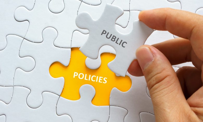 انتخاب لنز سیاستی (Policy) یا سیاسی (Politics) در تحلیل مسائل