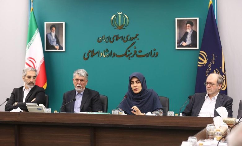 ارزیابی عملکرد وزارت فرهنگ در اجرای احکام قانونی صدور مجوزها
